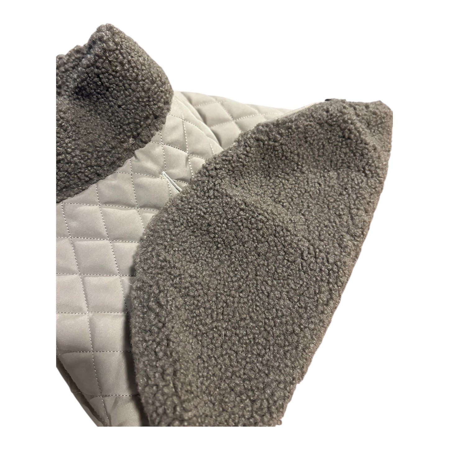 The Snuggie - Water shower proof Neutral